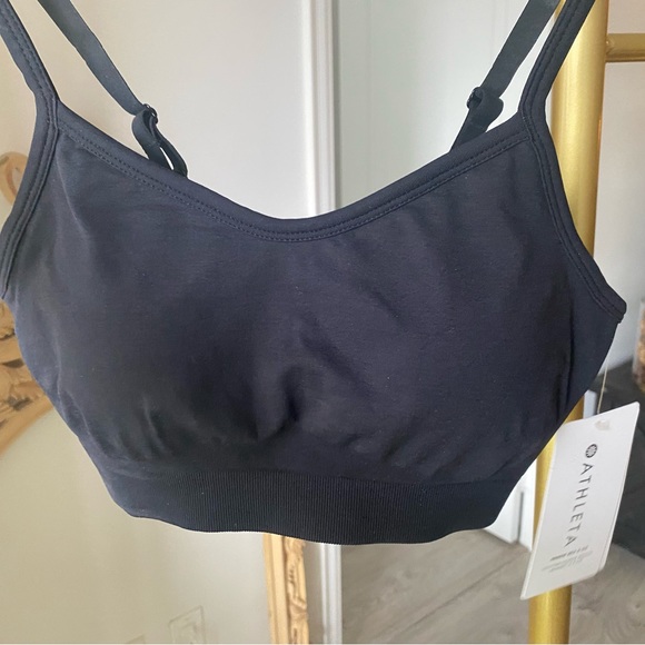 Athleta Renew Bra D-DD, size XS, black, never worn, original tags attached. - Picture 6 of 6